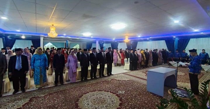 Bupati Adirozal lantik 87 Kepala Sekolah