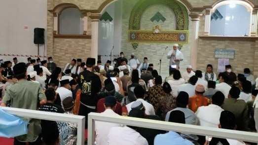 Bupati Adirozal saat sambut kunjungan safari Ramadhan Gubernur Jambi 