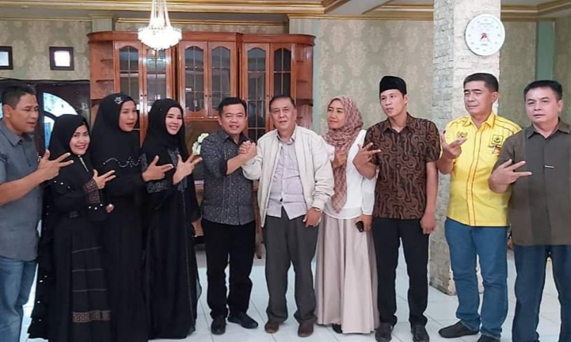 Al Haris dan Ketua DPW Berkarya Provinsi Jambi, Aambiar Usman (Tengah)