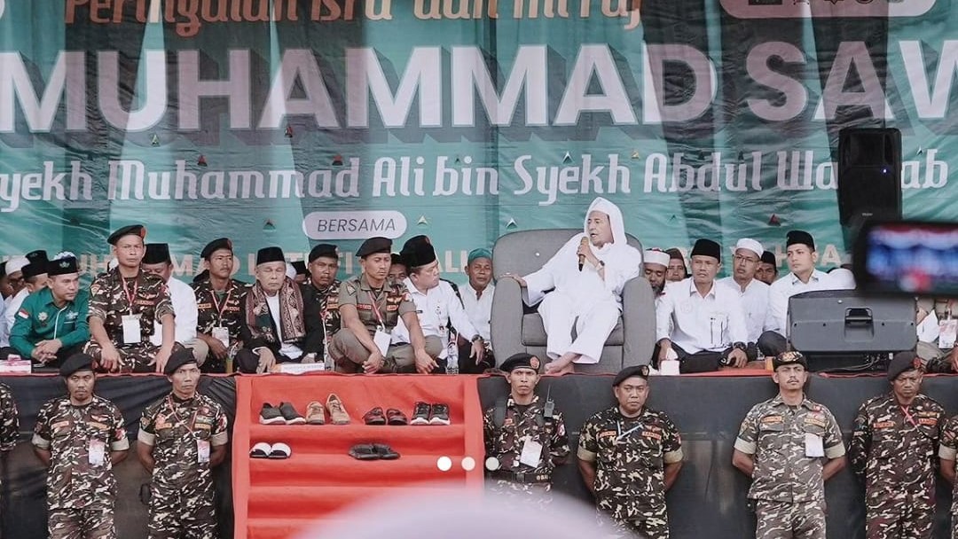 Al Haris hadiri peringatan Isra Miraj bersama Habib Luthfi di Tungkal Ulu, Minggu (3/2)