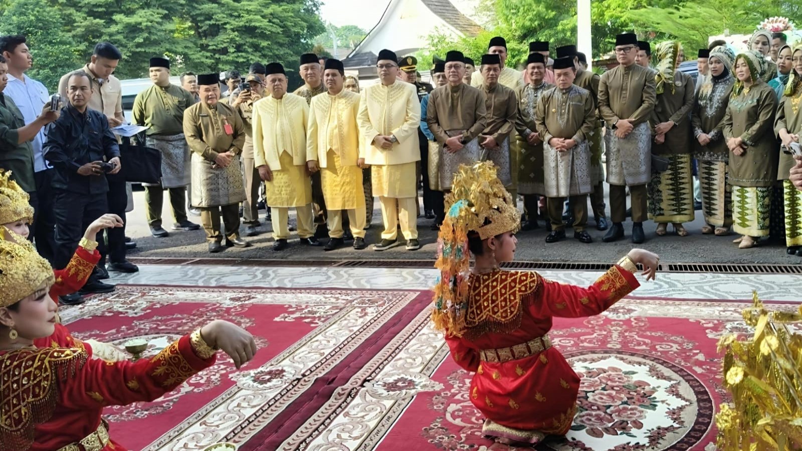 Al Haris bersama Menko Pangan Zulhas hadiri HUT Kota Jambi ke-80