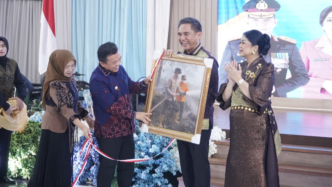 Gubernur Al Haris di Kenal Pamit Kapolda Jambi
