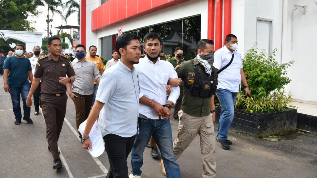 Terpidana kasus pajak Andy Veryanto ditangkap usai jalani sidang di PN Jambi