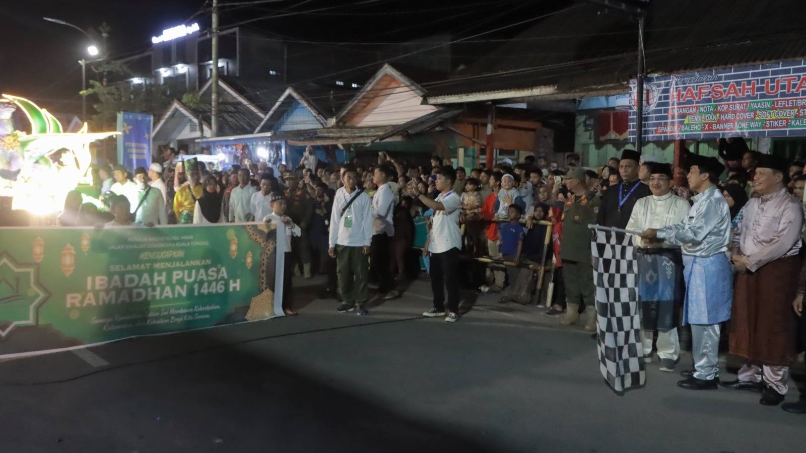 Bupati Anwar Sadat resmikan Festival Arakan Sahur 2025