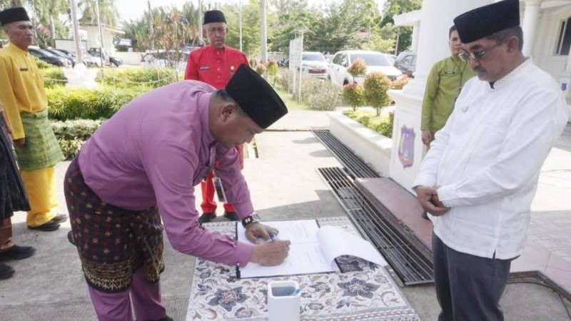 Bupati Anwar Sadat Kukuhkan PNS, PPPK dan PPPK Paruh Waktu    