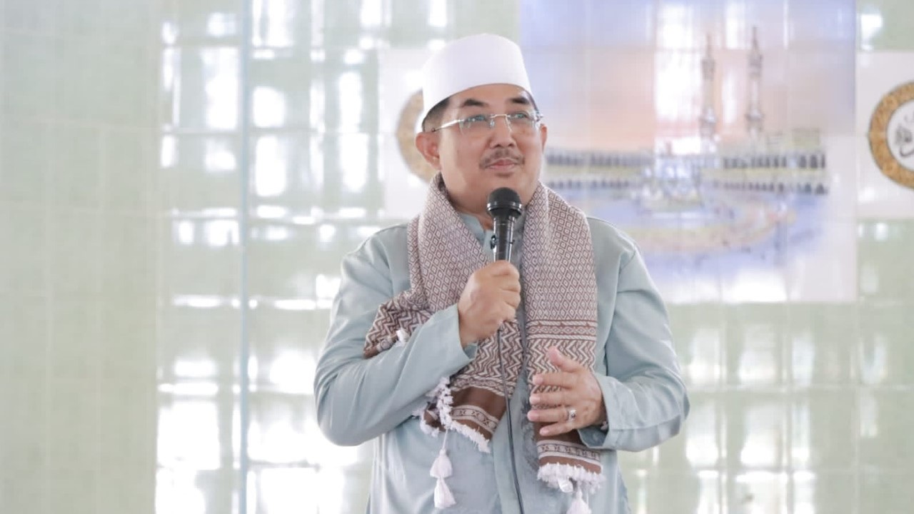 Bupati Anwar Sadat Safari Jumat ke Masjid Al-Kautsar Desa Pematang Lumut, Jumat (28/4)