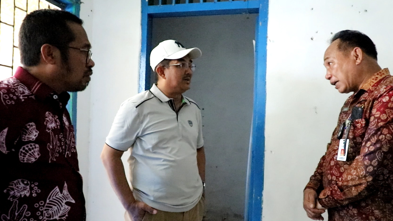 Bupati Anwar Sadat saat tinjau eks Puskesmas Tungkal 2 