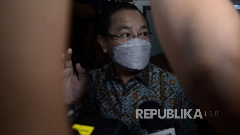 Kuasa hukum Putri Candrawathi, Arman Hanis