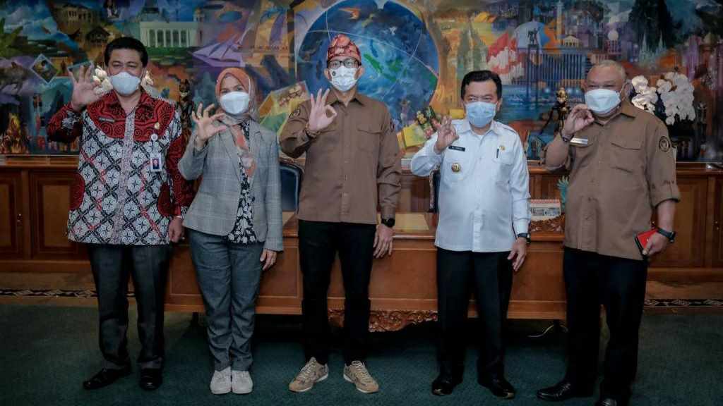 Audiensi Gubernur Al Haris dengan Menteri Sandiaga