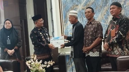 Wali Kota Maulana beri fasilitas BPJS untuk petugas agama