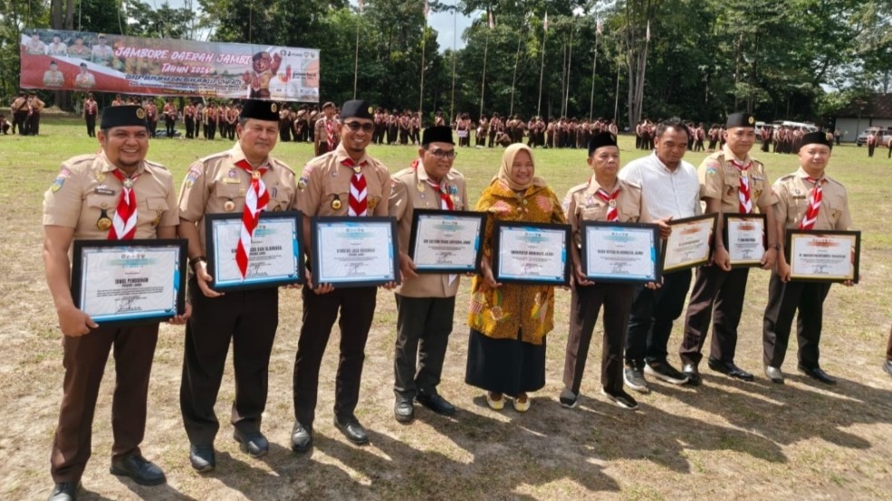 Disdik Jambi dapat penghargaan dari Kwarda