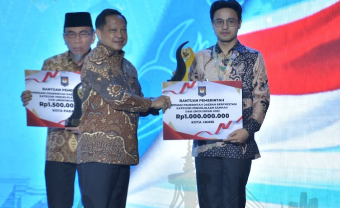 Pemkot Jambi Sabet Juara III Sumatra
