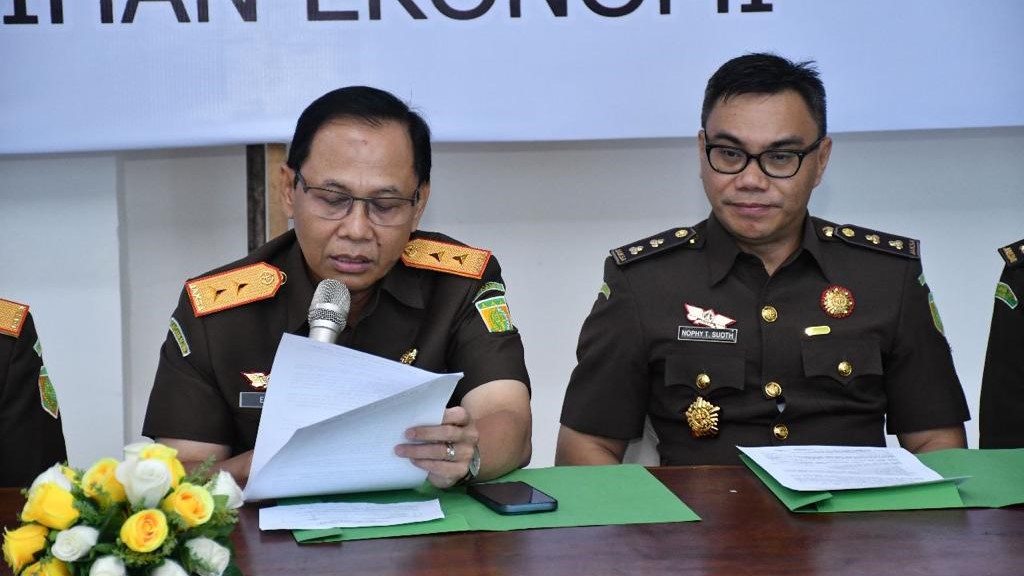 Elan Suherlan saat memberikan keterangan pers, Jumat (21/7)