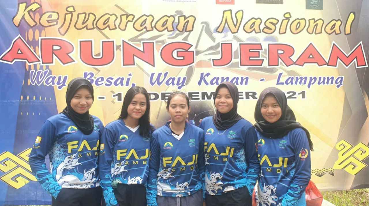 Atlet Arung Jeram junior putri Jambi