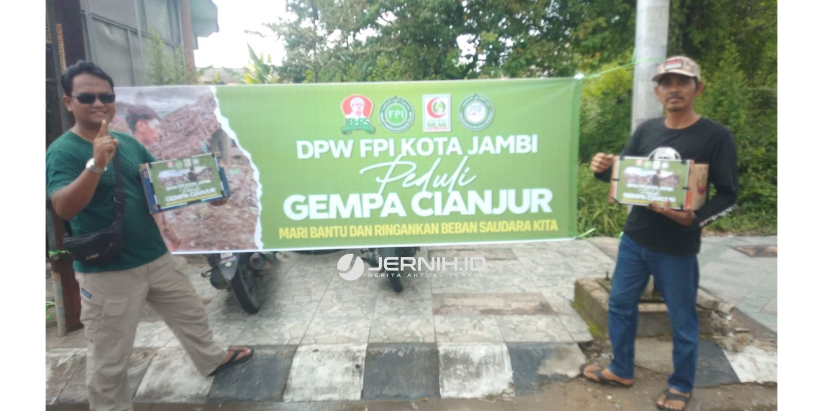 Penggalangan dana oleh FPI Kota Jambi untuk korban gempa Cianjur 