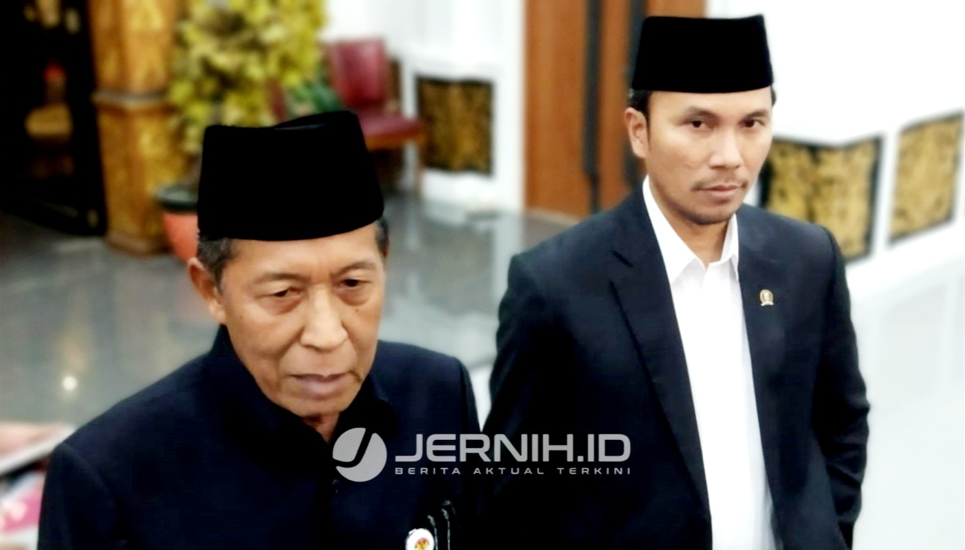 Wagub Abdullah Sani (kiri) dan Edi Purwanto