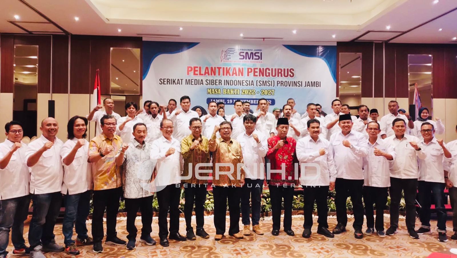 Pelantikan pengurus SMSI Provinsi Jambi di Aston Hotel Kota Jambi