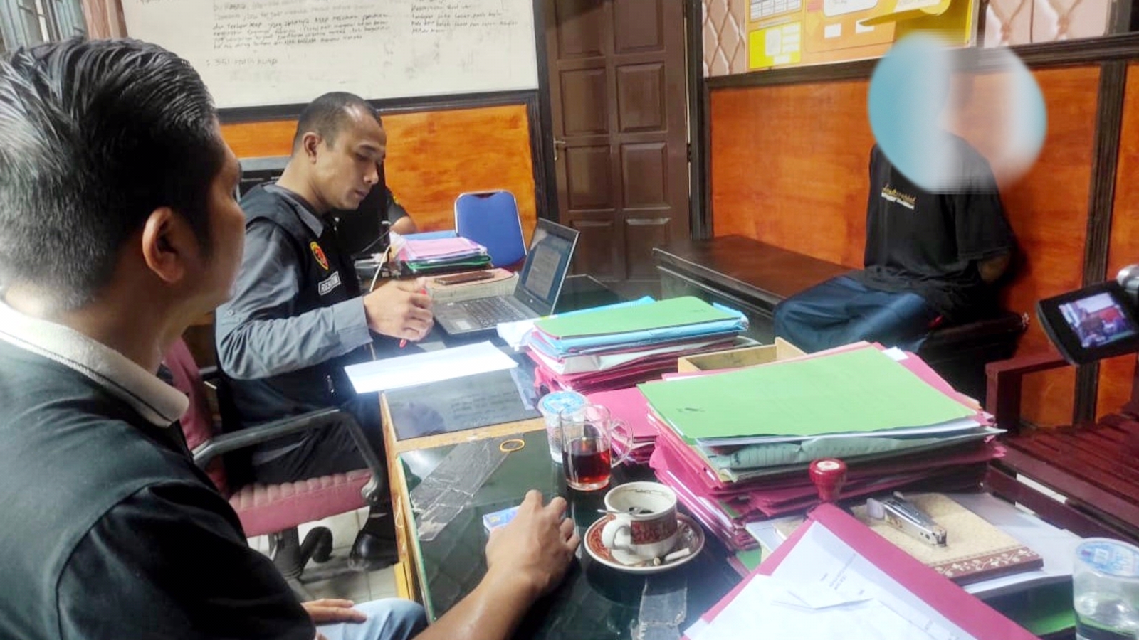 Pelaku pencabulan karyawan laundry saat dimanakan polisi