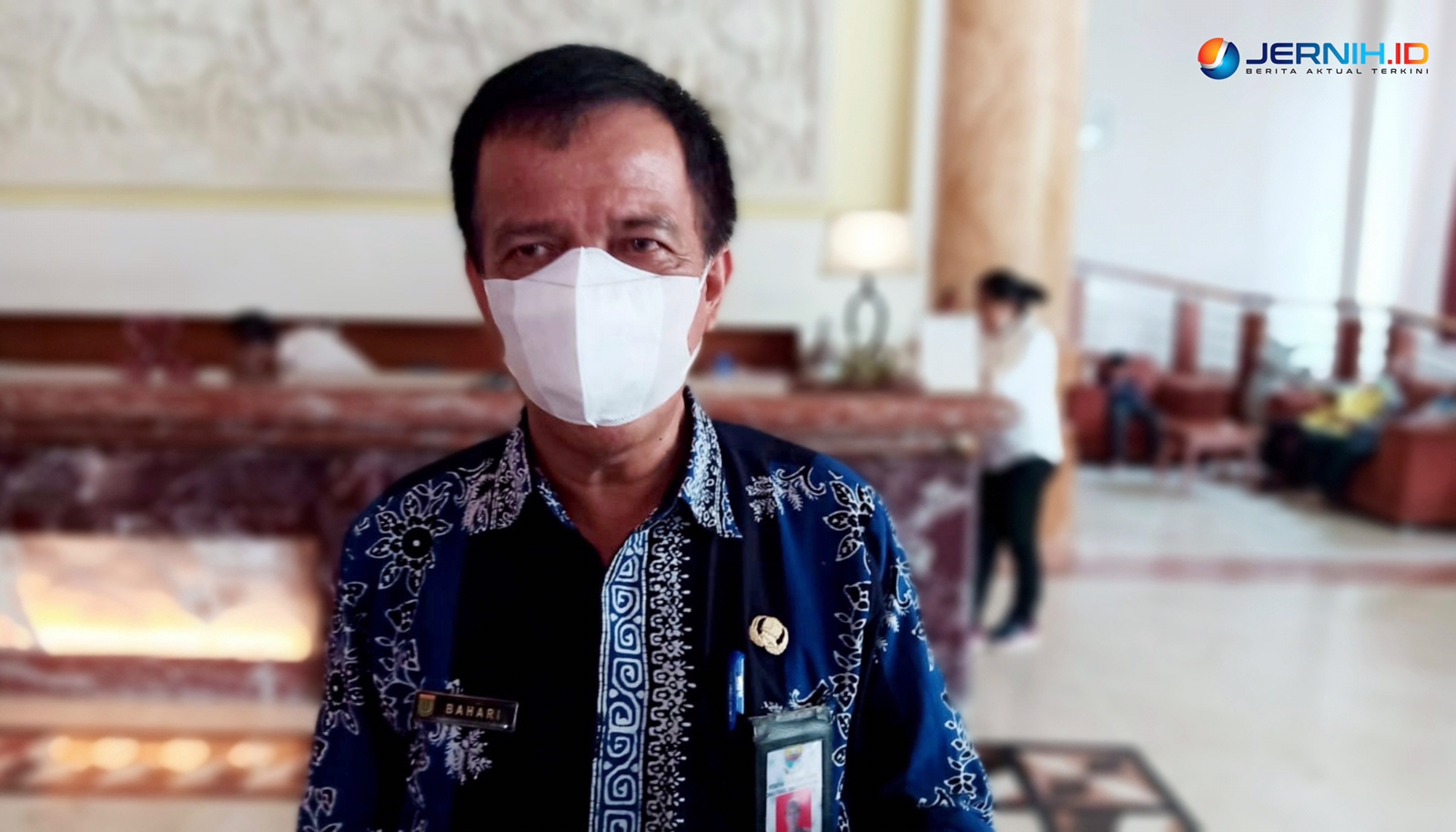 Kadisnakertrans Jambi saat diwawancarai, Senin (26/12)