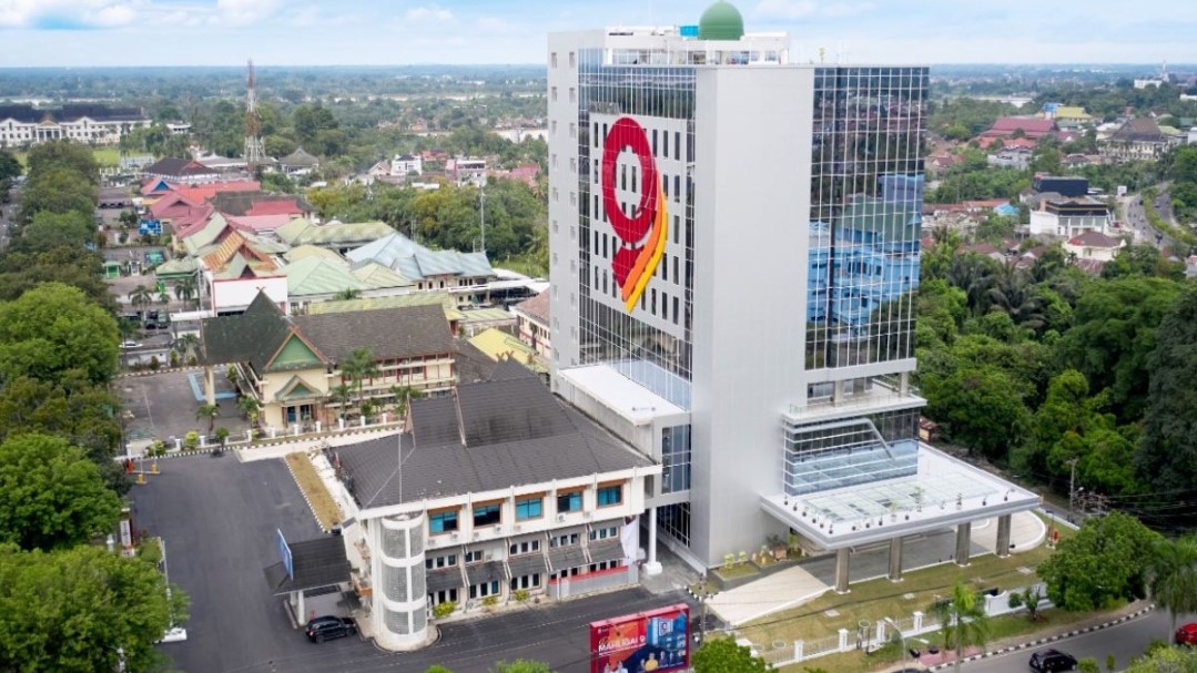 Gedung Mahligai Bank 9 Jambi