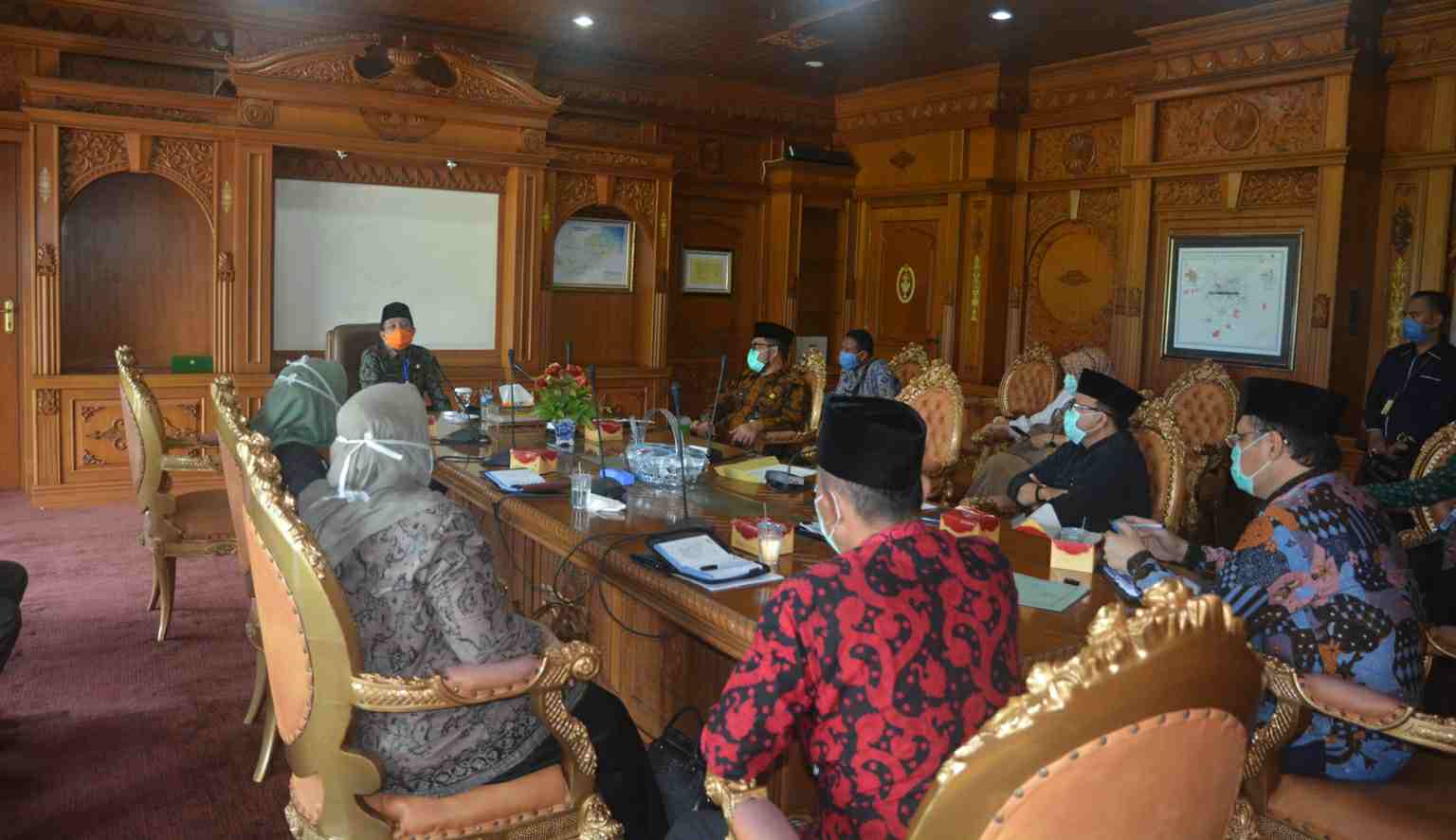 Rapat penanganan dan pencegahan Covid-19 Pemprov Jambi