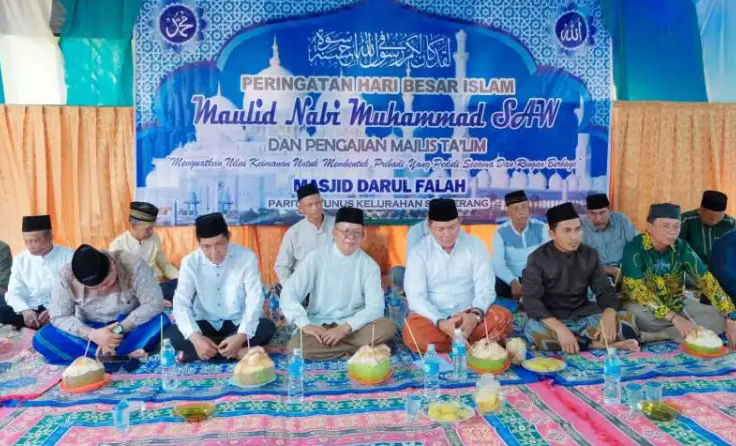 Hairan hadiri peringatan Maulid Nabi Muhammad SAW 1445 H di Masjid Darul Falah Senyerang