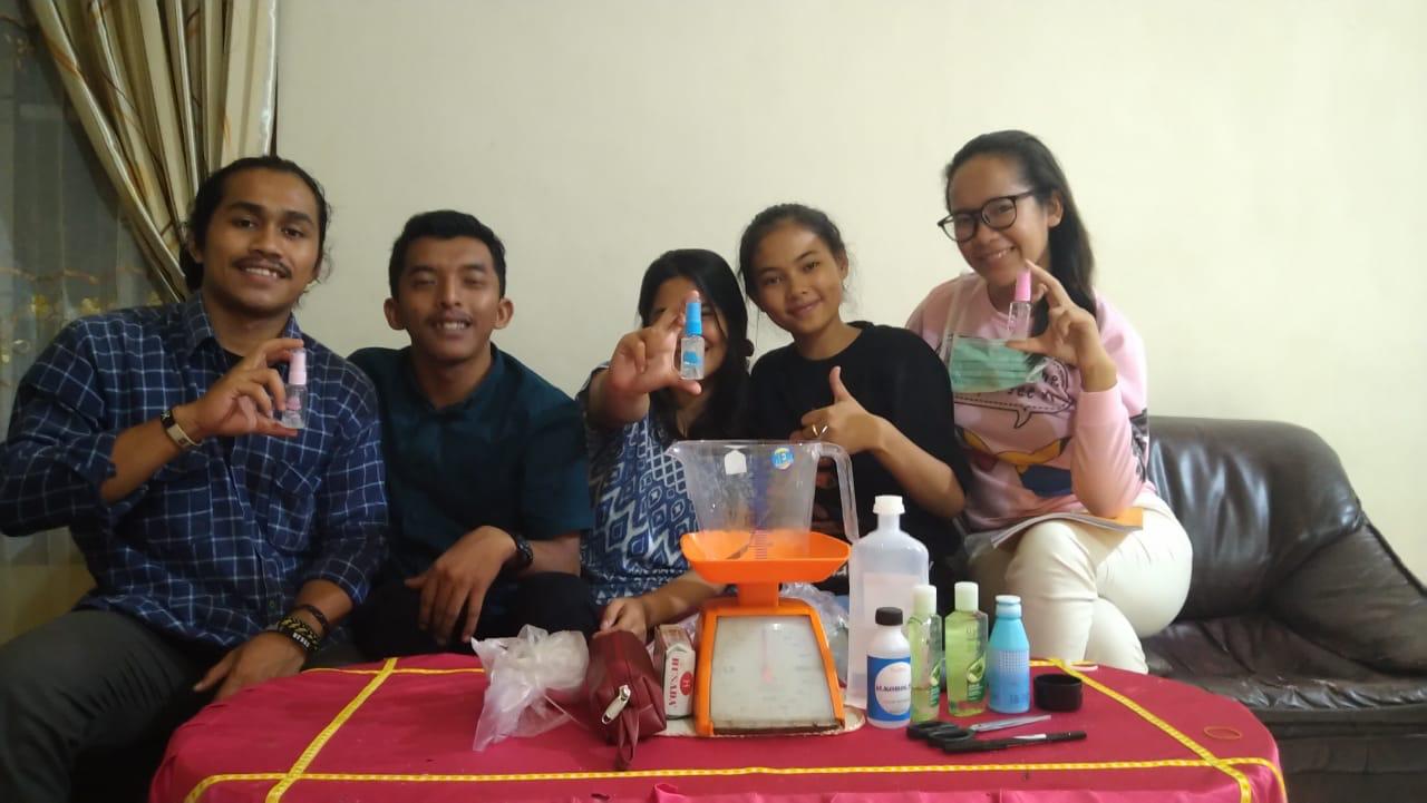 Hand sanitizer buatan GMKI Cabang Jambi