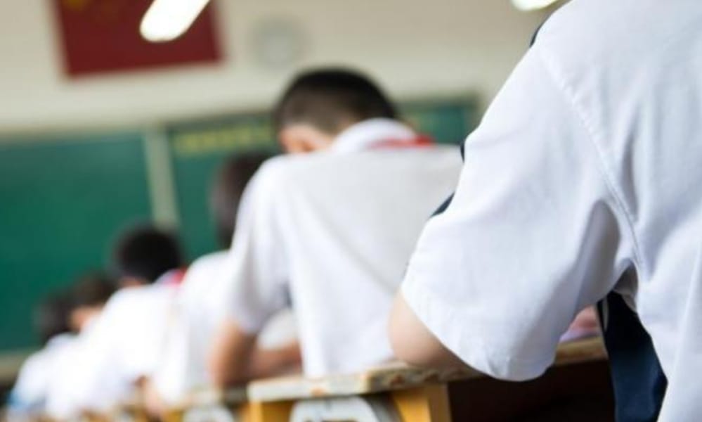 Ilustrasi siswa SMA