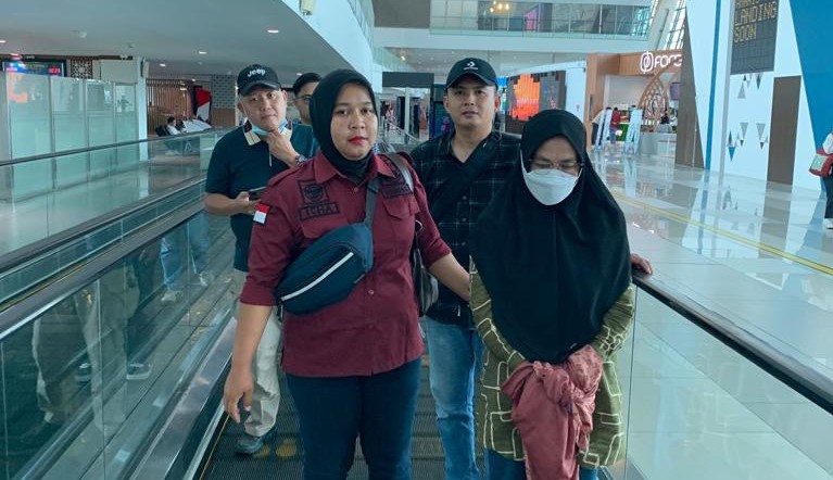 Terpidana Edoh saat ditangkap Tim Tabur Kejagung