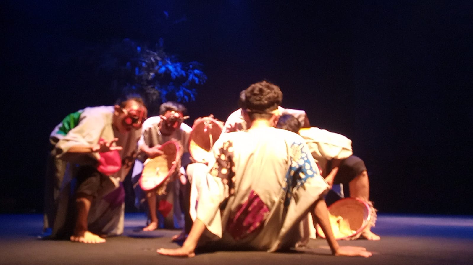Lesung Luci karya Didin Siroz dari Teater Tonggak Jambi