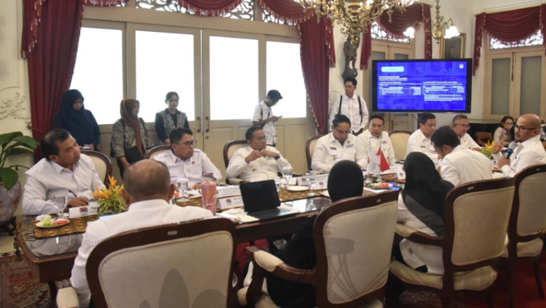 Maulana menghadiri rapat gabungan pengurus APEKSI