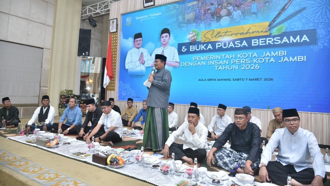 Wali Kota Maulana buka bersama dengan ratusan insan pers