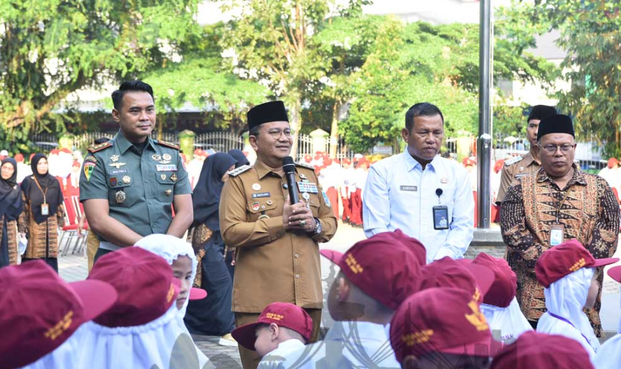  Pemkot Jambi Dorong Peran Keluarga Siapkan Generasi Emas 2045