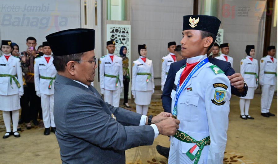 Maulana kukuhkan 50 Paskibraka 2026