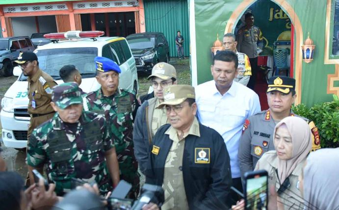 Maulana Tegaskan Tim Pengangkut Sampah Tetap Bekerja Dihari Lebaran