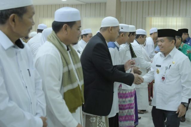 Hadiri Pengukuhan, Al Haris Pinta MUI Bersinergi dengan Pemerintah
