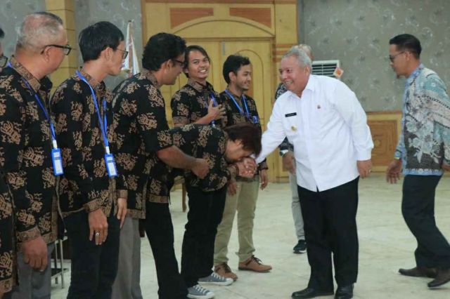 Bupati Hadiri Pelantikan Ketua dan Pengurus Gapensi Tanjab Barat