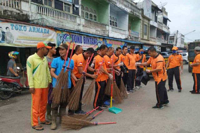 Cegah Virus Corona, Polres Merangin Gelar Aksi Bersih Lingkungan