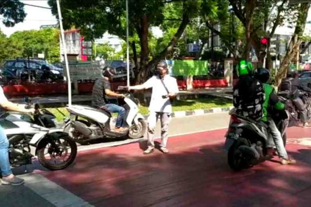 Pospera Jambi Bagikan 10.000 Masker Gratis ke Masyarakat