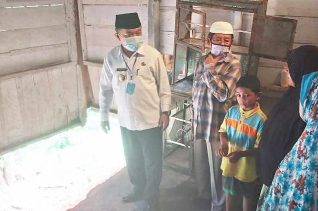 Al Haris Tinjau Kondisi Rumah Ambles