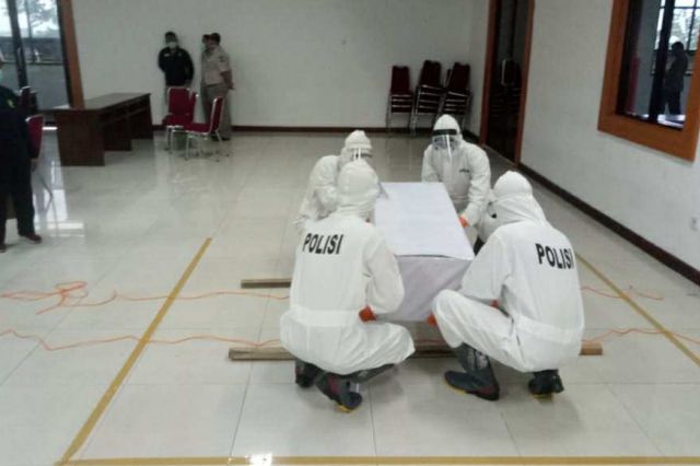 Bid Dokkes Polda Jambi Beri Pelatihan Baja-18, Dalam Penanganan Jenazah Covid-19