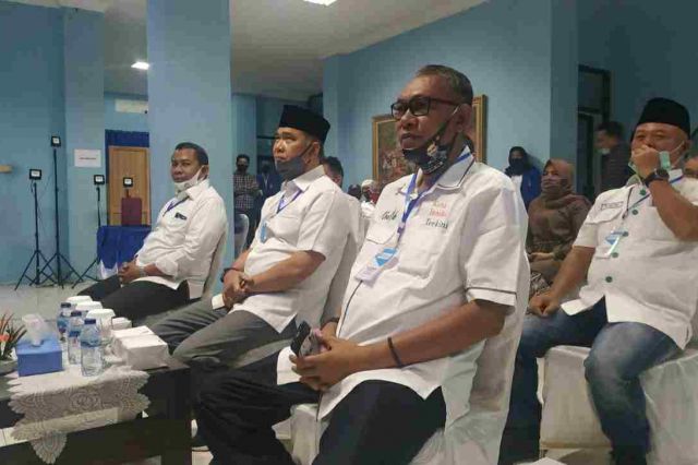 Terakhir Kembalikan Formulir ke PAN, Fasha Diantar Ratusan Tim Pemenangan dan Center