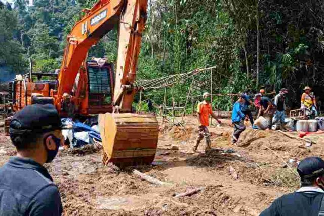 TNI, Polres Bersama Pemkab dan Warga Turun Razia PETI di Bungo