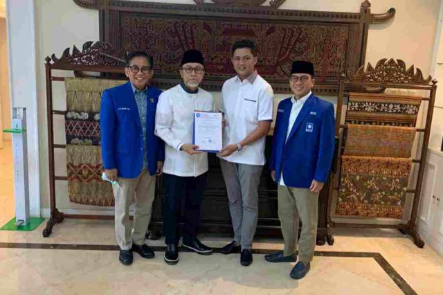 PAN Resmi Usung Pasangan Hafiz-Camelia di Pilbup Batanghari