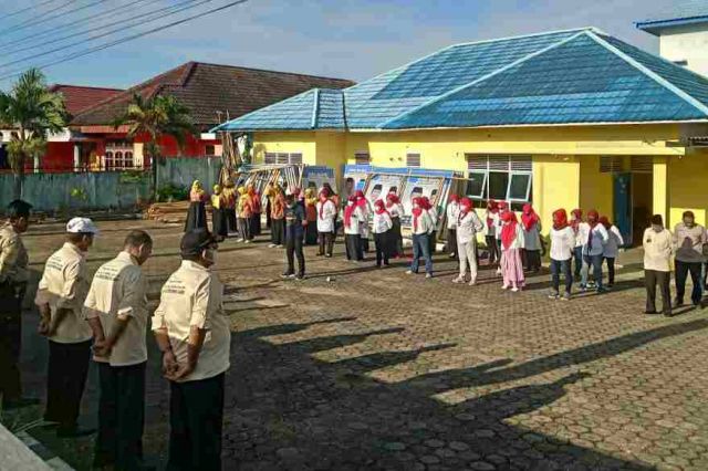 Peringati HUT RI, Tim Haris-Sani Gelar Upacara