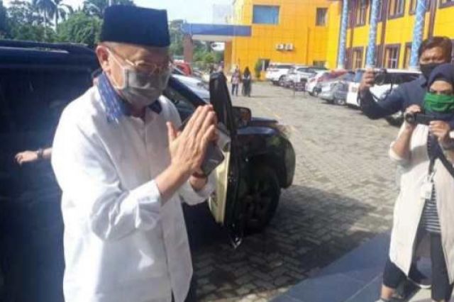 Jalani Tes Kesehatan, CE-Ratu Tiba di RSUD Raden Mattaher Jambi