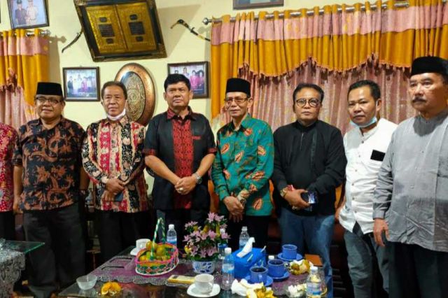 Rangkul Semua Kalangan, Syafril Nursal Jalin Silaturahmi dengan Tokoh Pers Jambi