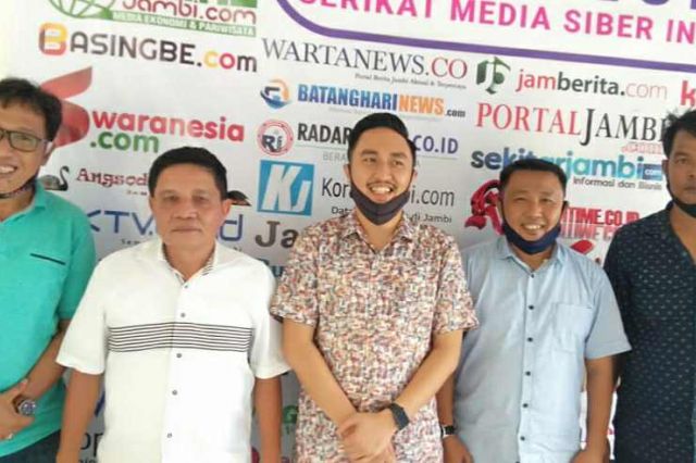 Bangun Sinergitas dengan Media, Fikar-Yos Sambangi Sekretariat SMSI Provinsi Jambi