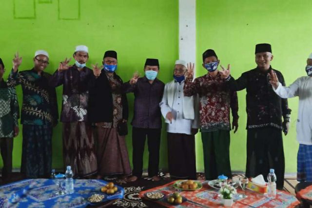 Forum Jaringan Relawan Kyai dan Santri Tebo Dukung Penuh Haris-Sani