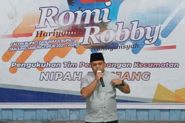 Lantik Tim R2 Nipah Panjang, Robby Berpesan Jangan Menjelekkan Kandidat Lain